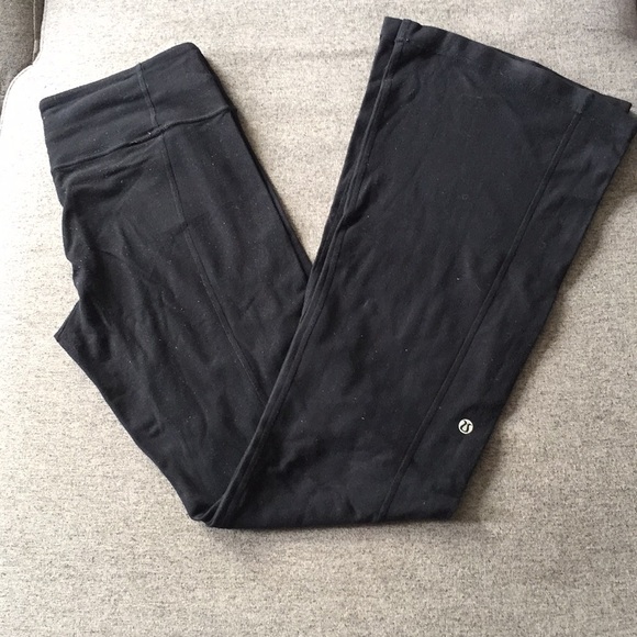 Lululemon flared pants size 6 reversible